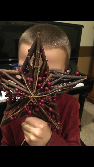 O Little Town of Bethlehem played by gifted child