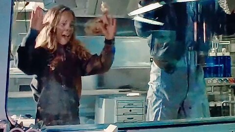 #review, #aliens, 1986, #scifi, , all the females cause all the