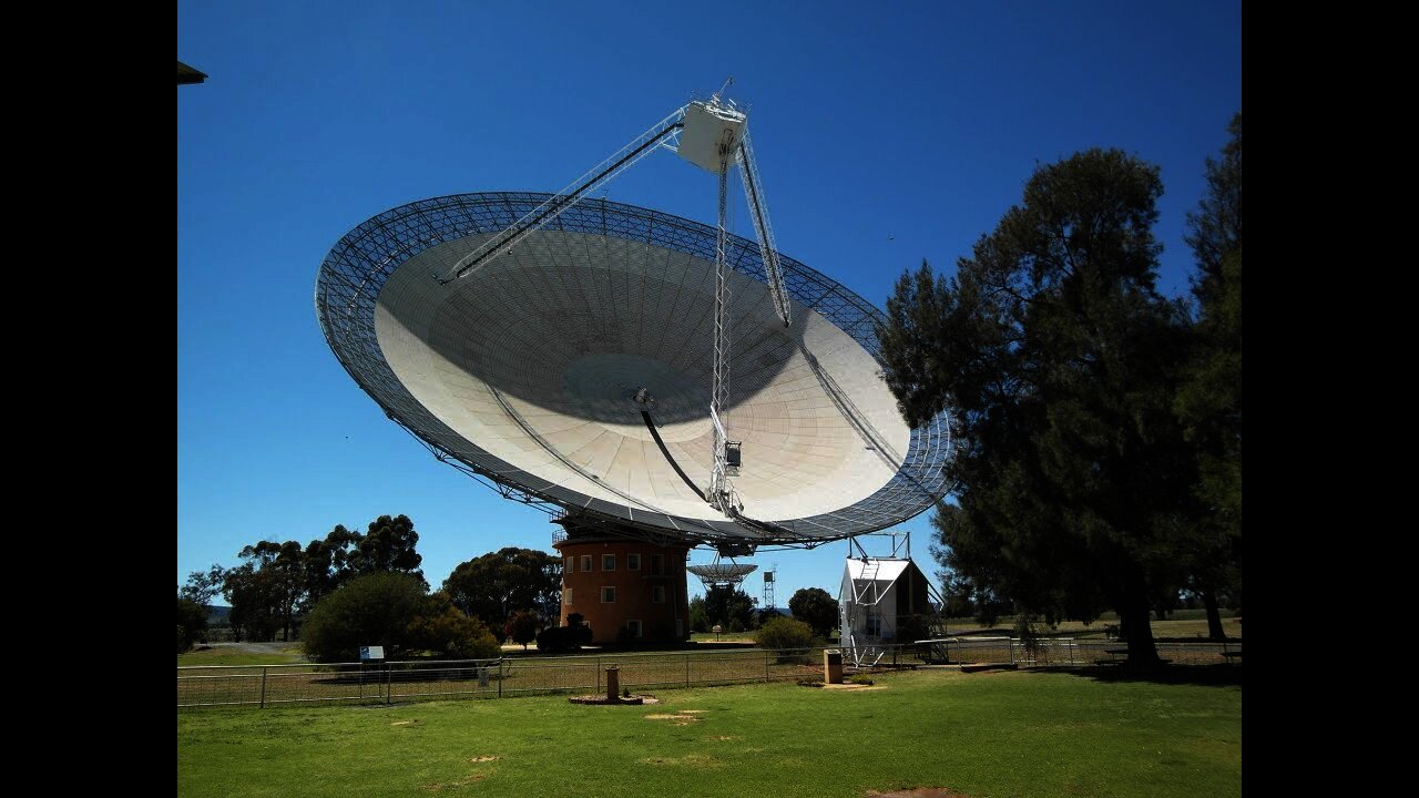 EEVblog #537 - Square Kilometre Array Phase Array Feed Prototype