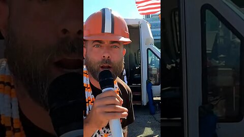 🎤 DAAAWG CHAANT 🎤 #dawg #dawgs #clevelandbrowns #browns #tailgate #brownstown #cleveland #216 #CLE