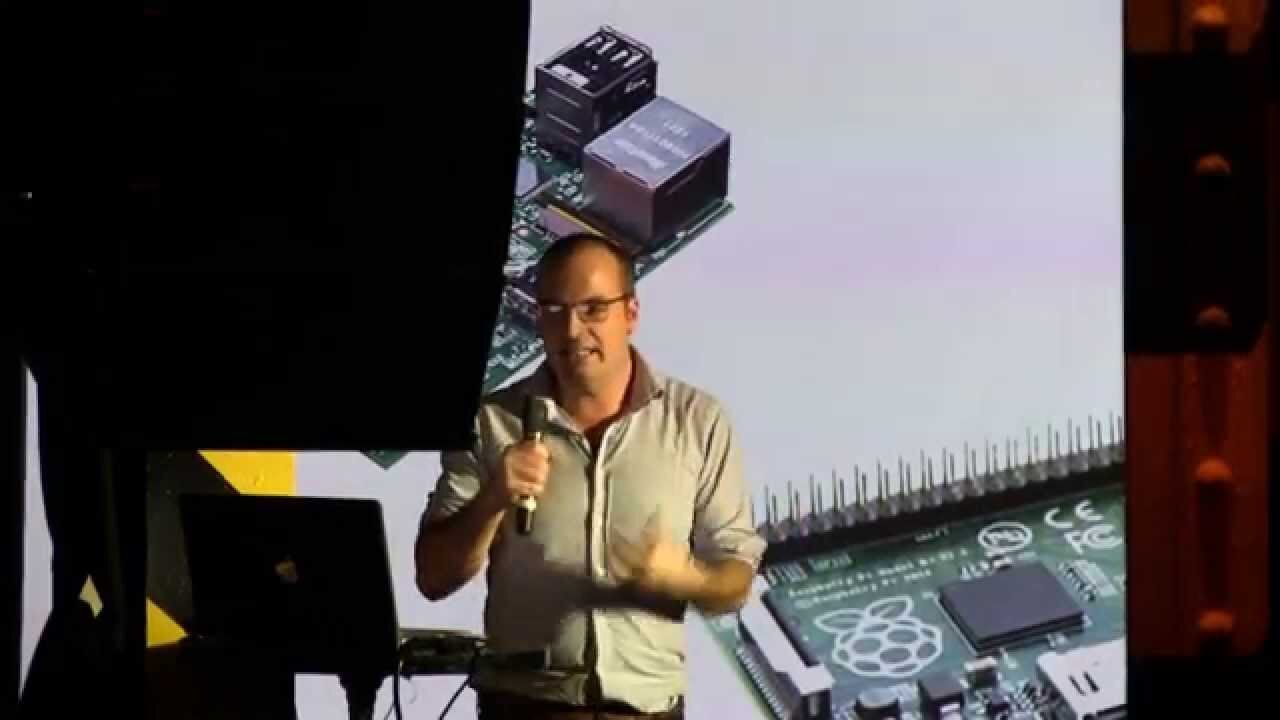 IgniteSydney12: Be a maker, not just a consumer - Raspberry Pi