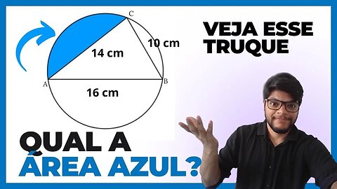 Qual a área do setor circular azul? Triângulo inscrito no Círculo