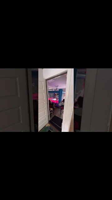 Bad Weather 👉🏼 Garage Bounce House