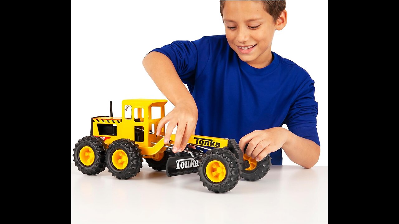 Tonka Steel Classics, Road Grader , Made With Real Steel and Sturdy Plastic, Grader Tractor Toy, Yellow Friction Powered, Boys and Girls Ages 3+, Construction Truck. Tonka Tough: Trust the Tonka name for high-quality toys that last. Constructed with rol