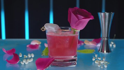 Creating the Perfect Lychee Rose Lemonade