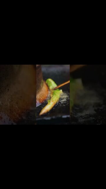 Spicy 🔥 noodles 😋#ytshorts #shorts #Food #Streetfood #UpFoodReview