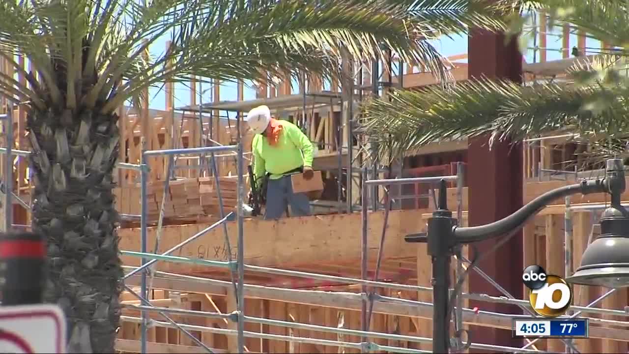 San Diegans try to bear scorching temperatures