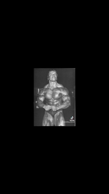 BEFORE AND AFTER STEROIDS. #ZYZZ #BODYBUILDING #AESTHETICS