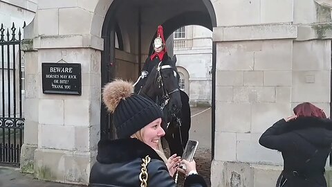 Bending over backwards to to keep the Horse away #thekingsguard