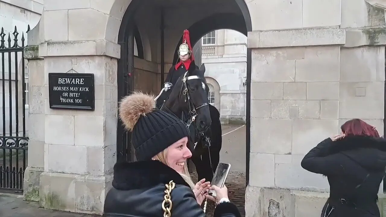 Bending over backwards to to keep the Horse away #thekingsguard