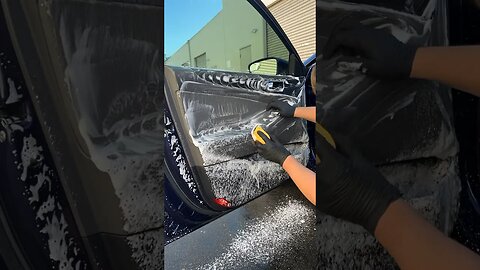 Scrubbers or brushes? #cardetailing #detailing #beforeandafter #oddlysatisfying #detailingworld