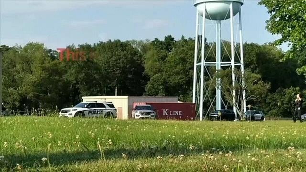 New Video-Audio Not 8 But 10 Shots Fired at Trump Rally