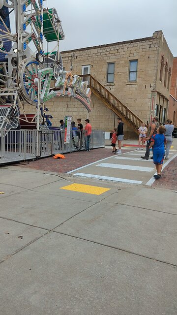 BradKuz76 Konrad and Tommy Zipper