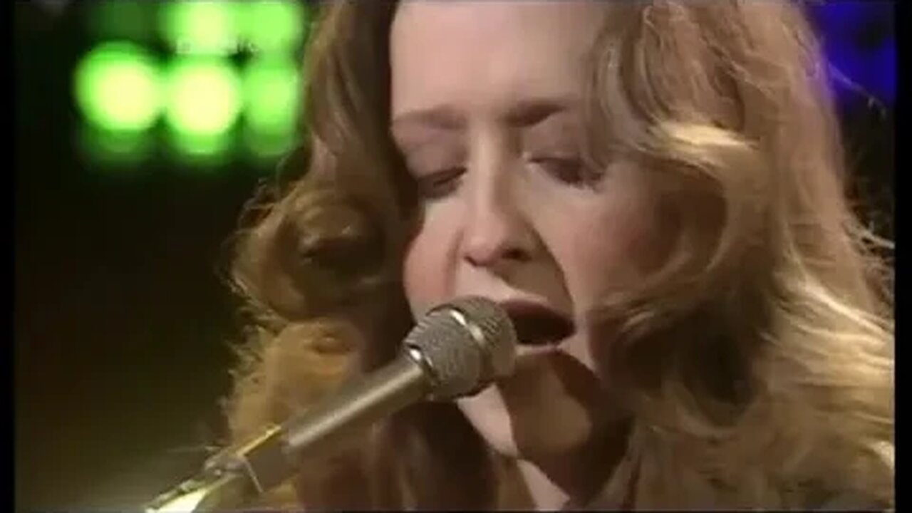 Bonnie Raitt - Love Me Like A Man - 1976