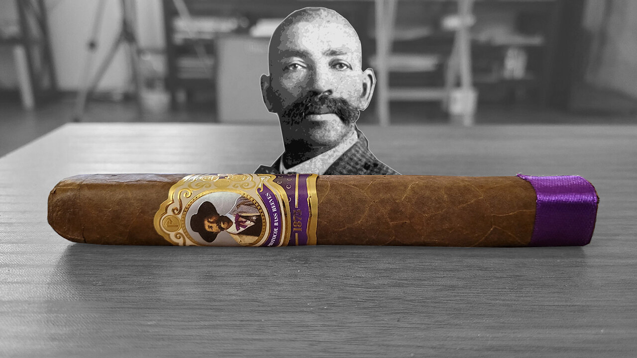 (Patreon) 60 SECOND CIGAR REVIEW - Protocol Bass Reeves Maduro