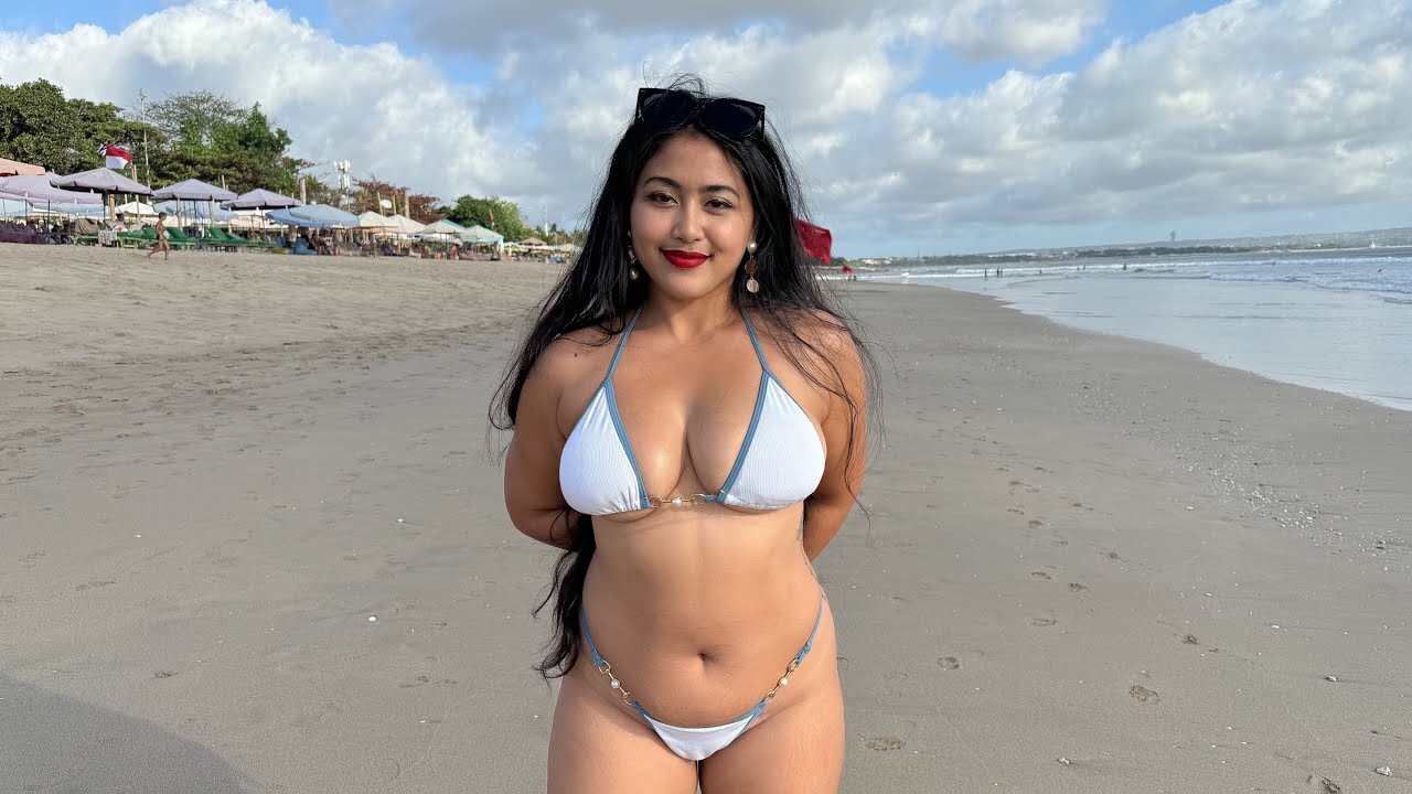 PADAHAL BANYAK BULE DIPANTAI LEGIAN TETEP AJA DILIATIN TERUS | APA MEREKA JATUH CINTA SAMA MAMI?