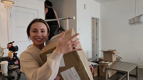 Moving Famous YouTuber Toni Sevdalis