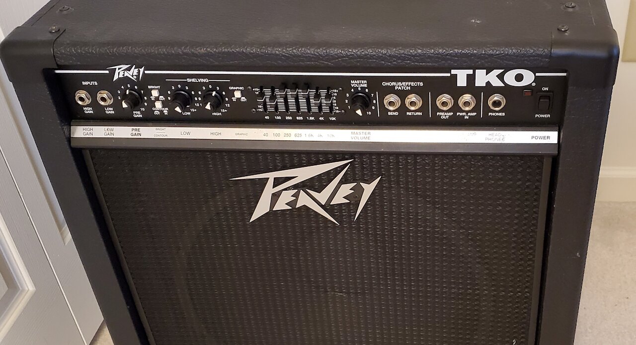 Repairing noisy scratchy pots with static on a bass amp Peavey TKO 115 S