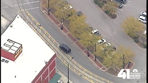 Woman in custody after chase in downtown KCMO