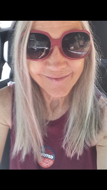 when voting / NO mask mandate