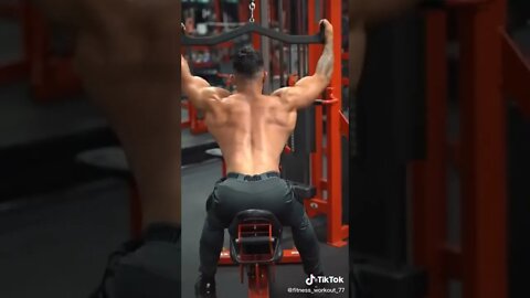 Back workout. Credit: Luis Sierra. #fitnessworkout #fitnesstraining #gymworkout #workoutmo