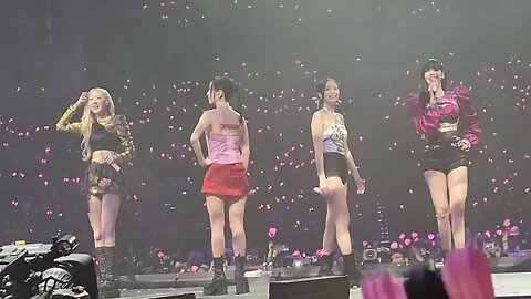 BlackPink in Houston 2nd show Intermission