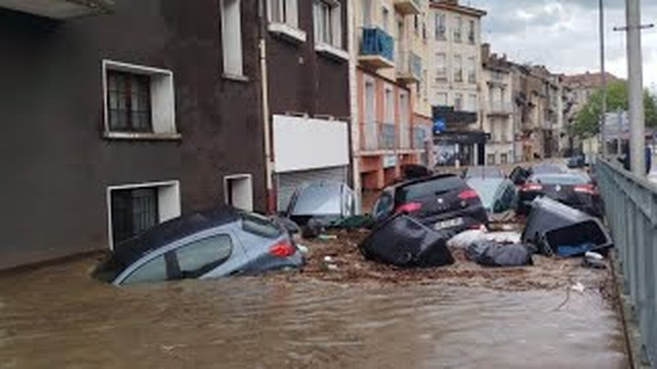 City under water, France in chaos! Cars swept away, road and railway paralyzed in multiple cities