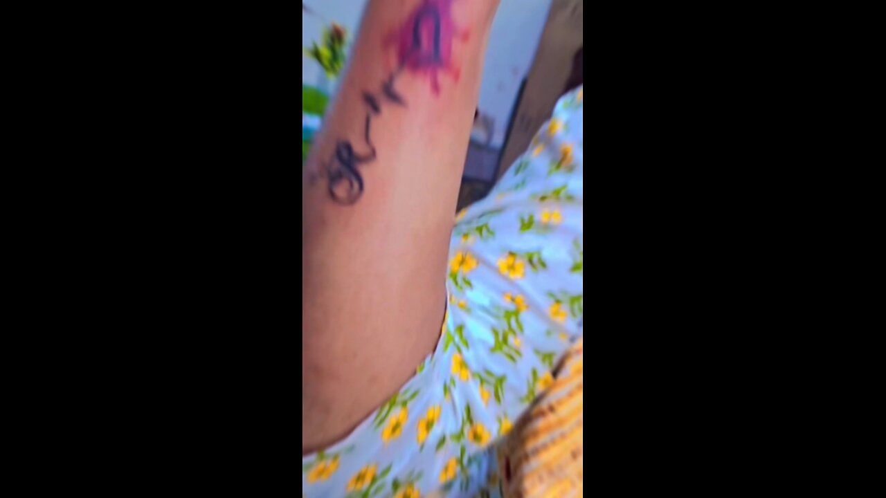 Wife ka full #tattoo #video kaisa laga #tattooartist #wife #tattoos #tattooart #tatoodesign #tatoos