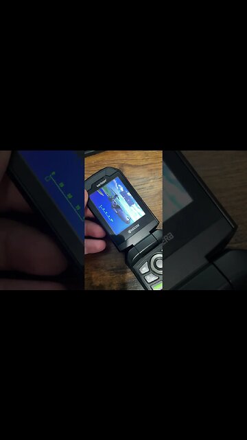 Turboprop Flight Simulator on a Flip Phone