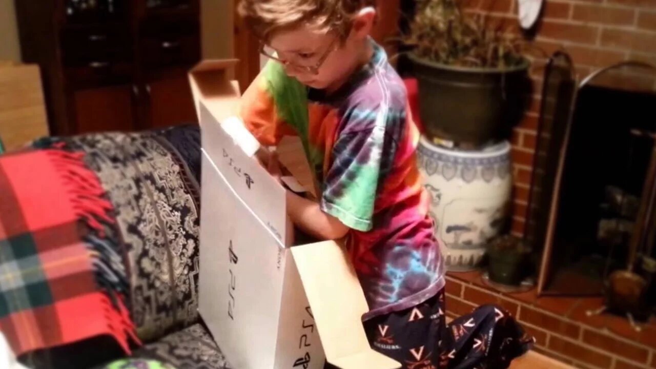 kid buys a PS4 for $1! MUST WATCH!!!