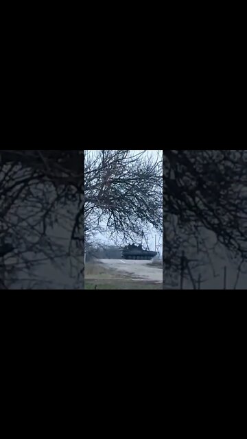 Balakleya - Russian armor on the move