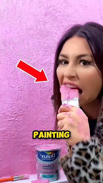 Girl eat Paint 😮😮😮