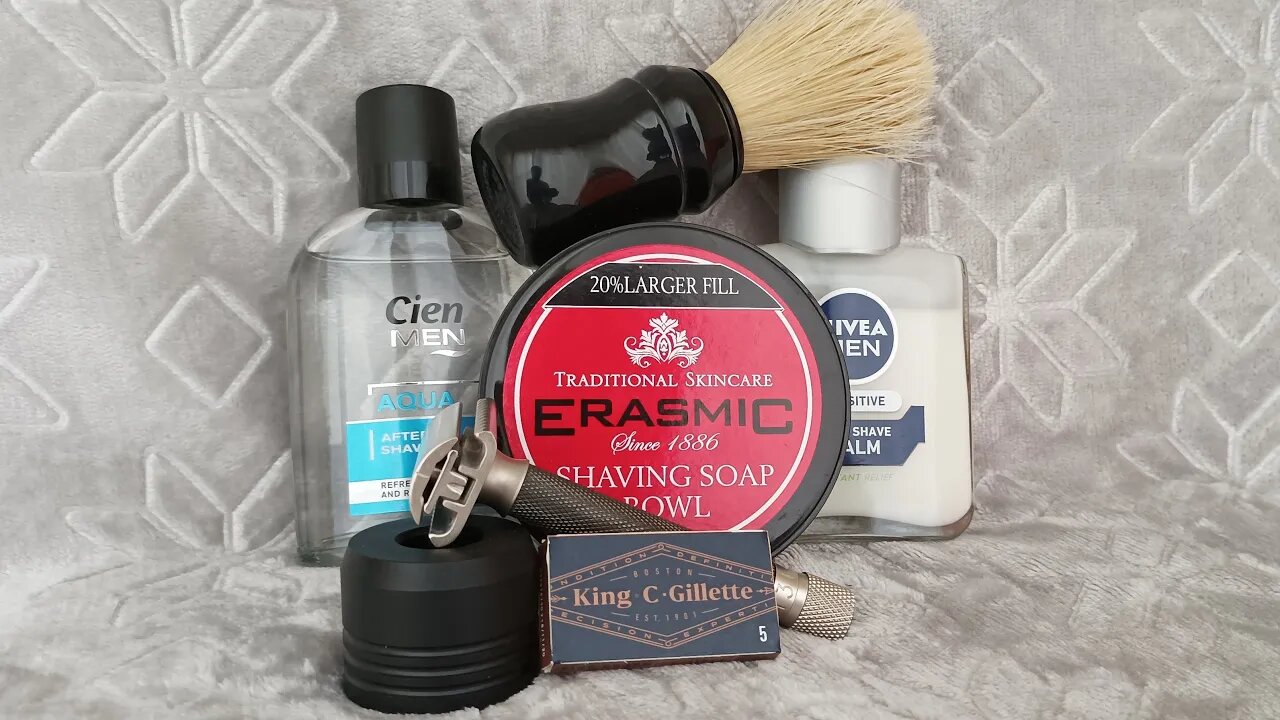 Erasmic shaving soap first time shave, a nice surprise of a soap.