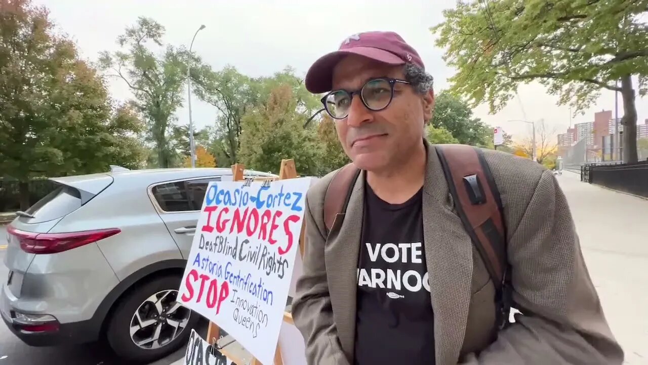 Deaf-Blind Advocate and 'Innovation Queens' Critic Speaks Out at AOC Town Hall - Bronxdale HS, Bronx