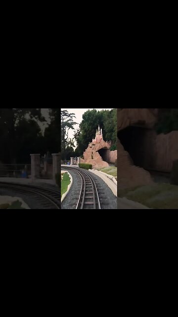 Casey Jr. in under 20 seconds BACKWARDS! #disneyland #caseyjr #fantasyland