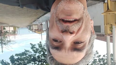 o mundo está de cabeça pra baixo