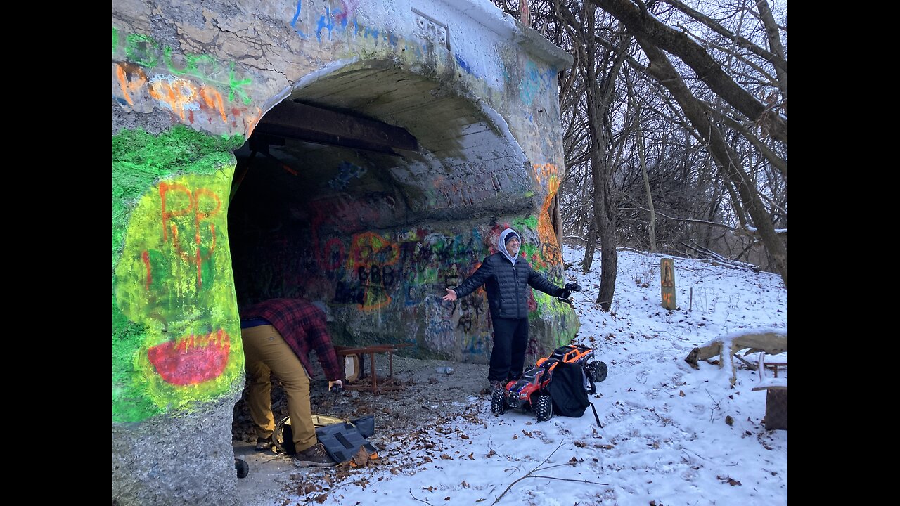 Solvay's Infamous Tunnel!!!-An Xmaxx Snow Bash