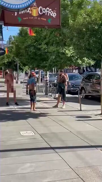 San #Francisco n*dists save a Brazilian tourist after a "pirate" tried blowtorching him.