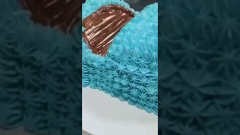 No kid 👧 👦 can RESIST this cake 🎂 #shorts #viral #fyp #share #share #cakeboss #cardib