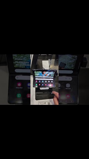 Paseando Samsung Galaxy Z Fold 4 📍 #Ripley Costanera 🌎 #Chile #samsungzfold4 #samsung #samsunggalaxy