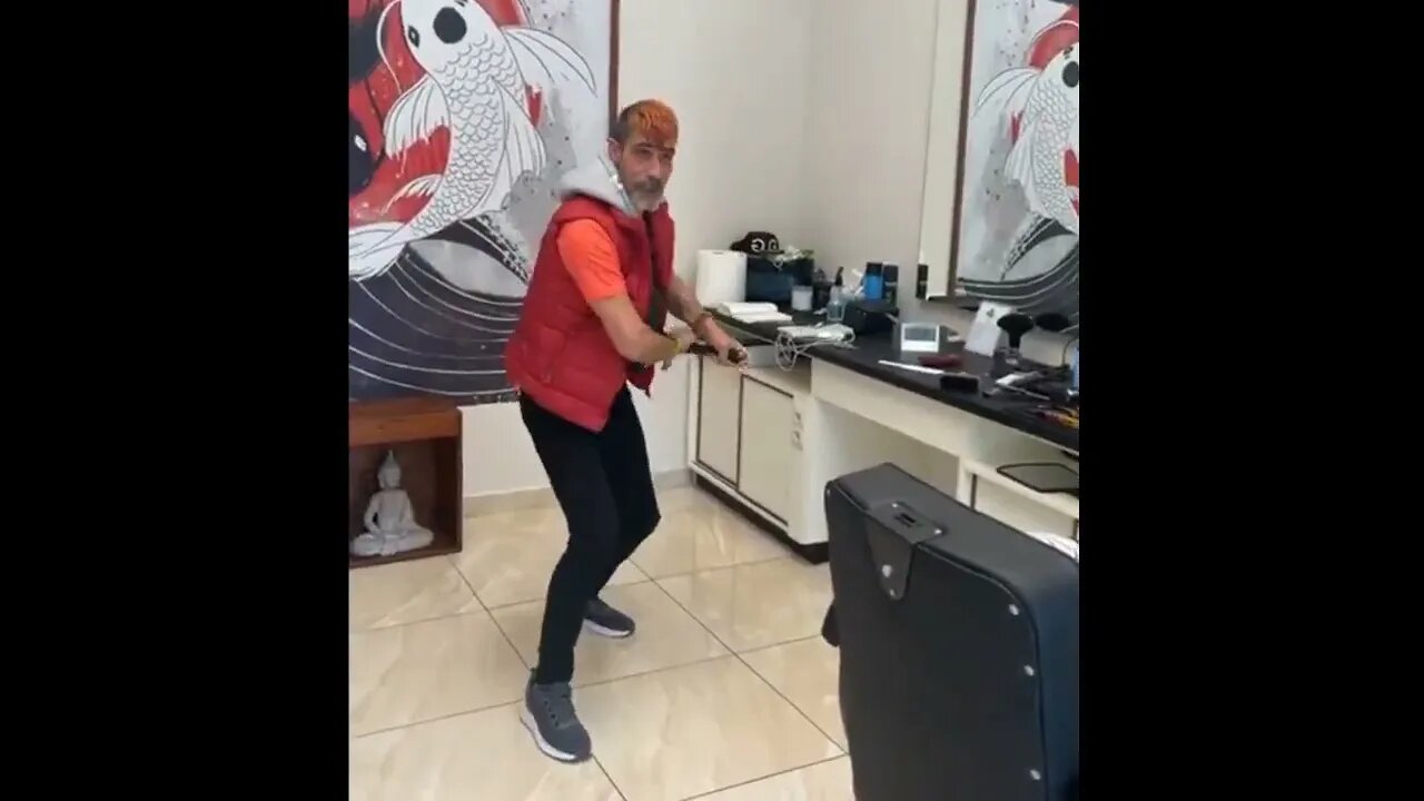 Πολεμικές τέχνες με τον Red Dragon