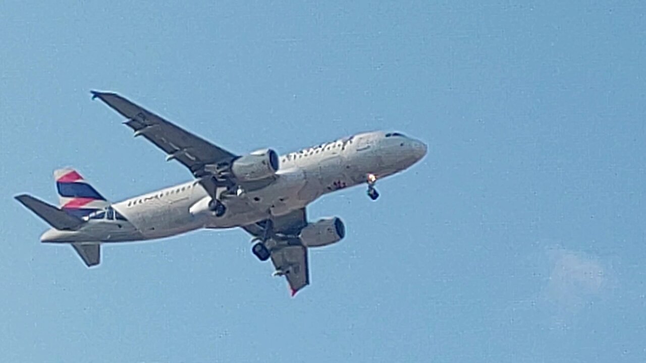 Airbus A320 PR-MHA coming from Brasília to Fortaleza