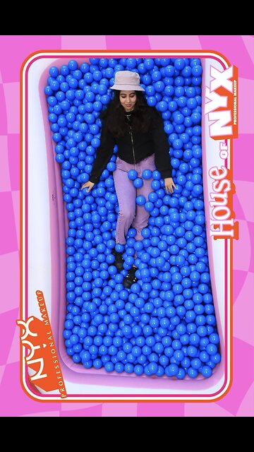 @NYX Professional Makeup pop up was so much fun 💜✨ #beauty #makeup #fun #gym