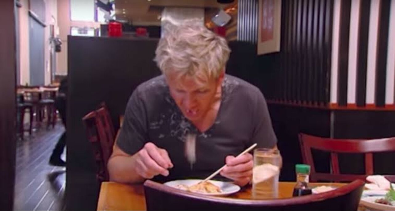 Gordon Ramsay Tries Sushi Pizza - Kitchen Nightmares full episode