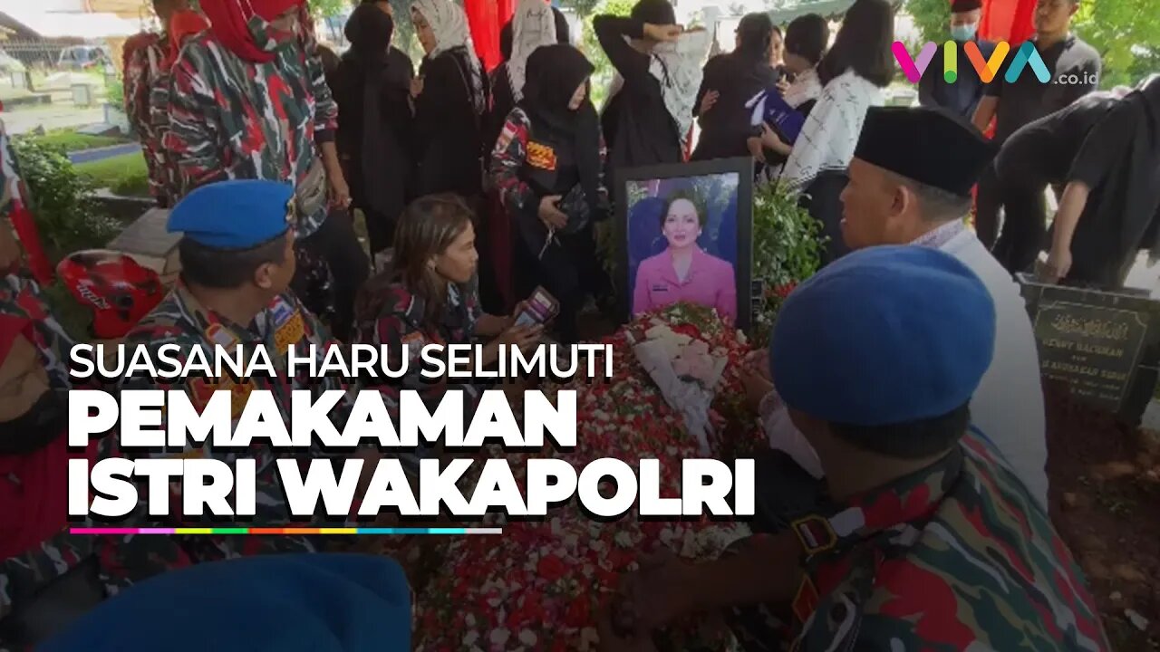 [BREAKING NEWS] Suasana Haru Saat Istri Wakapolri Dikebumikan