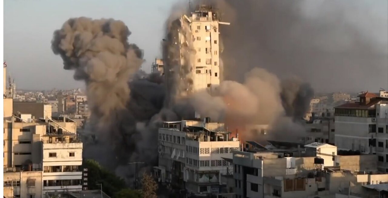 2000 missili sparati contro Israele. Gli errori d'Israele!!