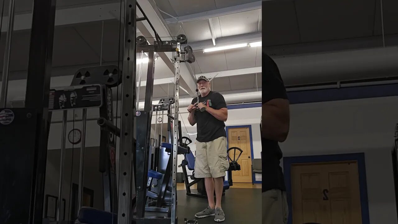 Triceps 💪 pull downs, Crazy 🤪 old man