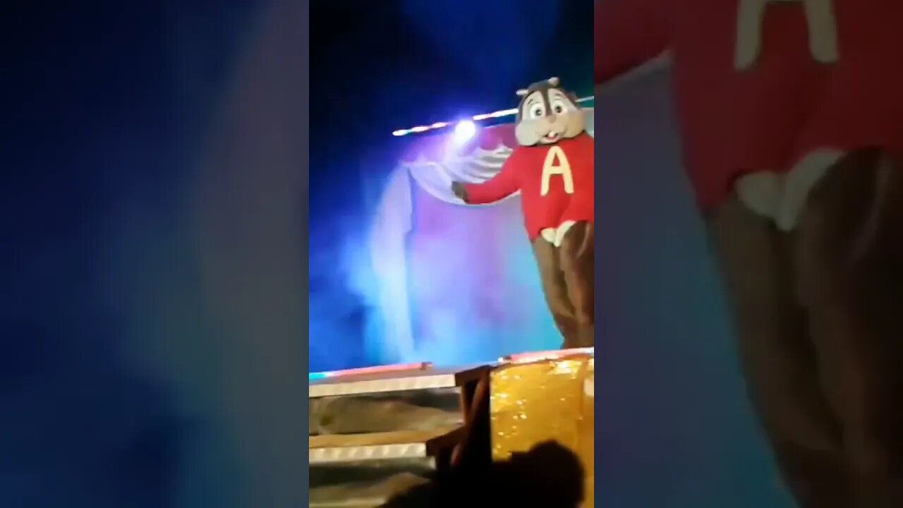 CIRCO DA ALEGRIA, DANÇANDO PEPPA, MICKEY MOUSE, ALVIM, HOMEM-ARANHA E PALHAÇO, LIKE