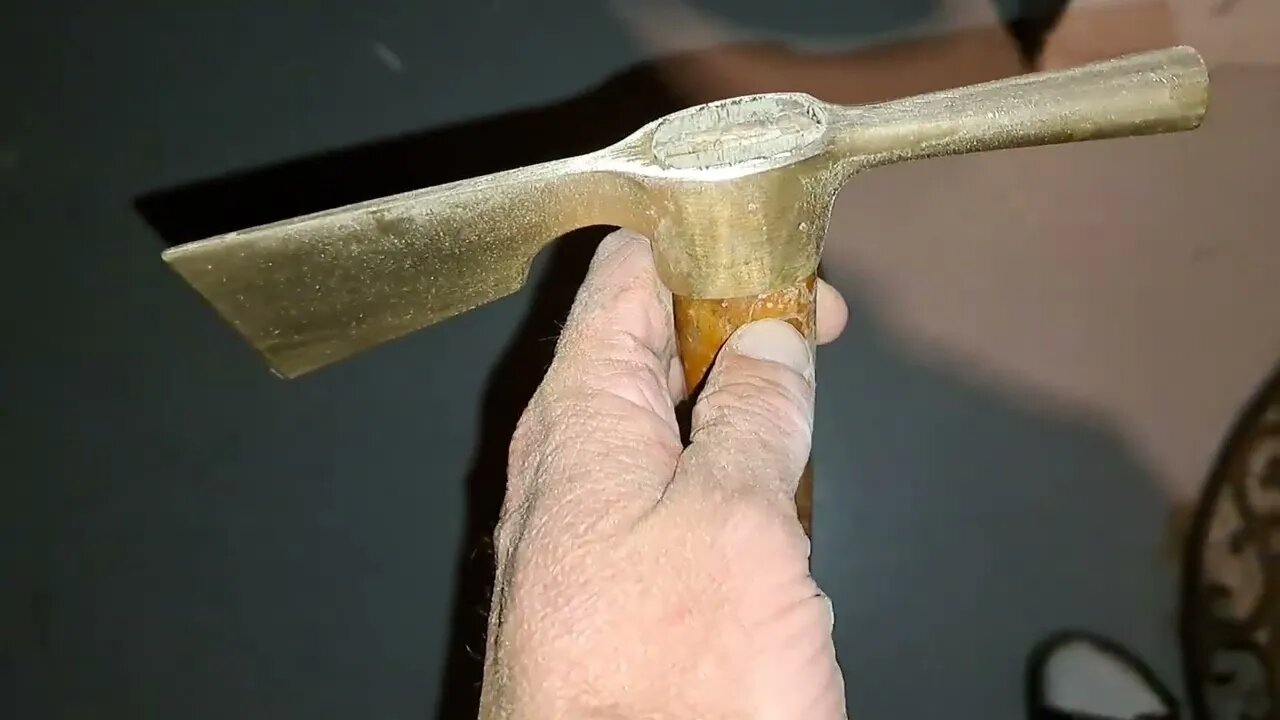 8/8 Restoring an old shepherd axe / mine inspection tool, can also be applied to hammers axes picks