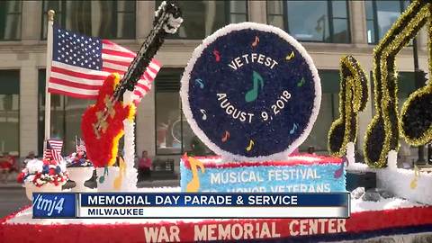 Hundreds gather for MKE Memorial Day Parade